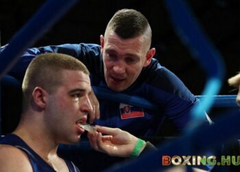 Malačan Dávid Michálek  a tréner Tomáš "Kid" Kovács  /     fotky: Boxing.hu