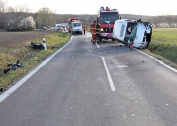 V okrese Malacky k dopravná nehoda s účasťou vodiča motocykla a motorového vozidla / TS minv