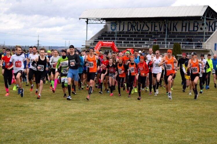 Beh okolo Hlbokého 2018 / zdroj: FB - sportos.sk / foto: Iveta Návratová