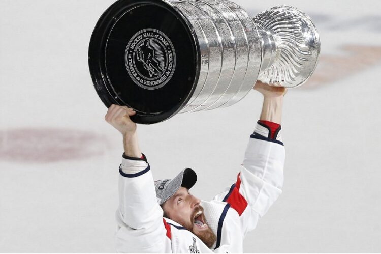 Michal Kempný (Washington Capitals) po zisku Stanley cupu