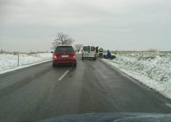 Dopravná nehoda za Holíčom 19.11.2018  /   foto: Pavol Bederka Dopravný servis SE, SI a okolie FB