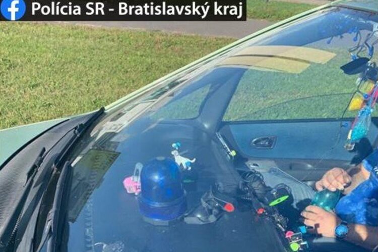 fotky: zdroj: FB - Polícia SR Bratislavský kraj