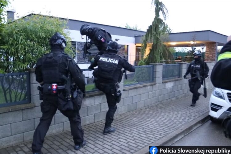 foto z Akcie Medveď video Polícia Slovenskej republiky FB