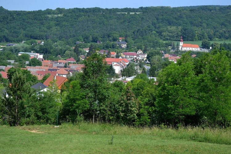 Obec Hradište pod Vrátnom