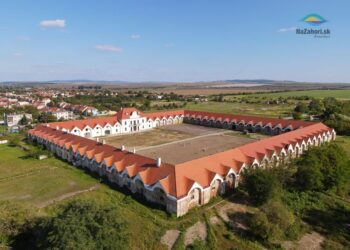 Žrebčín v obci Kopčany Zdroj: NaZahori.sk