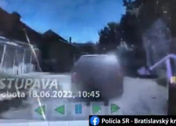 Policajná naháňačka, Jaro zo Stupavy bol bez šance zdroj video Polícia SR