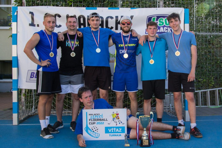 4. ročník turnaja Street Floorball Cup fotky zdroj:  Filip Kmeť malacky.sk