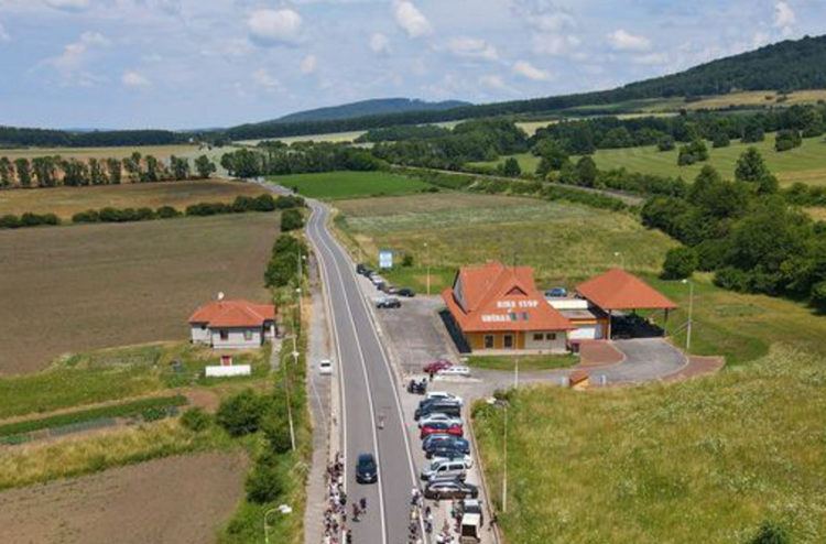 Hraničný priechod Vrbovce (SK) - Velká nad Veličkou, (ČR)