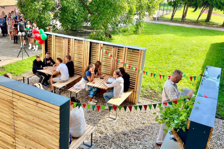 Outdoorová učebňa na ZŠ Sadová v Senici zdroj fotiek: Mesto Senica