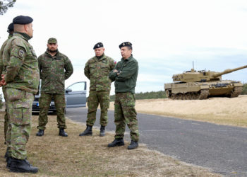 Vo Vojenskom technickom a skúšobnom ústave Záhorie aktuálne prebiehajú skúšky prvého dodaného tanku Leopard 2A4. Zdroj: MO SR