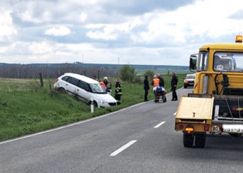 Nehoda na ceste Petrova Ves - Holíč zdroj: Dopravný servis SE, SI a okolie FB skupina