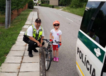 Malá cyklistka jazdí ako sa patrí. zdroj: KR PZ v TT