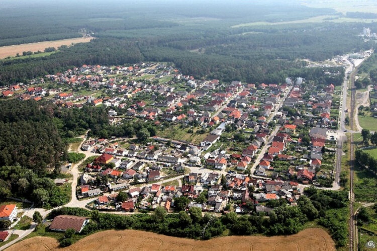 Lozorno z hora zdroj: Obec Lozorno