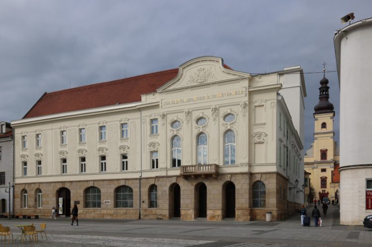 Divadlo Jána Palárika v Trnave zdroj foto: autor Vlado Miček