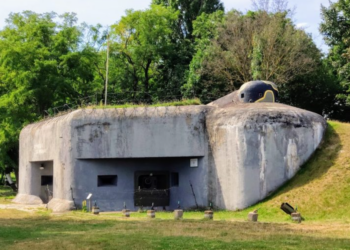 Vojenský bunker zdroj BSK