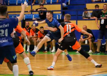 HC Záhoráci - HK Košice, zo zápasu 1. kola Niké Handball extraligy Autorka: Lucia Obžerová